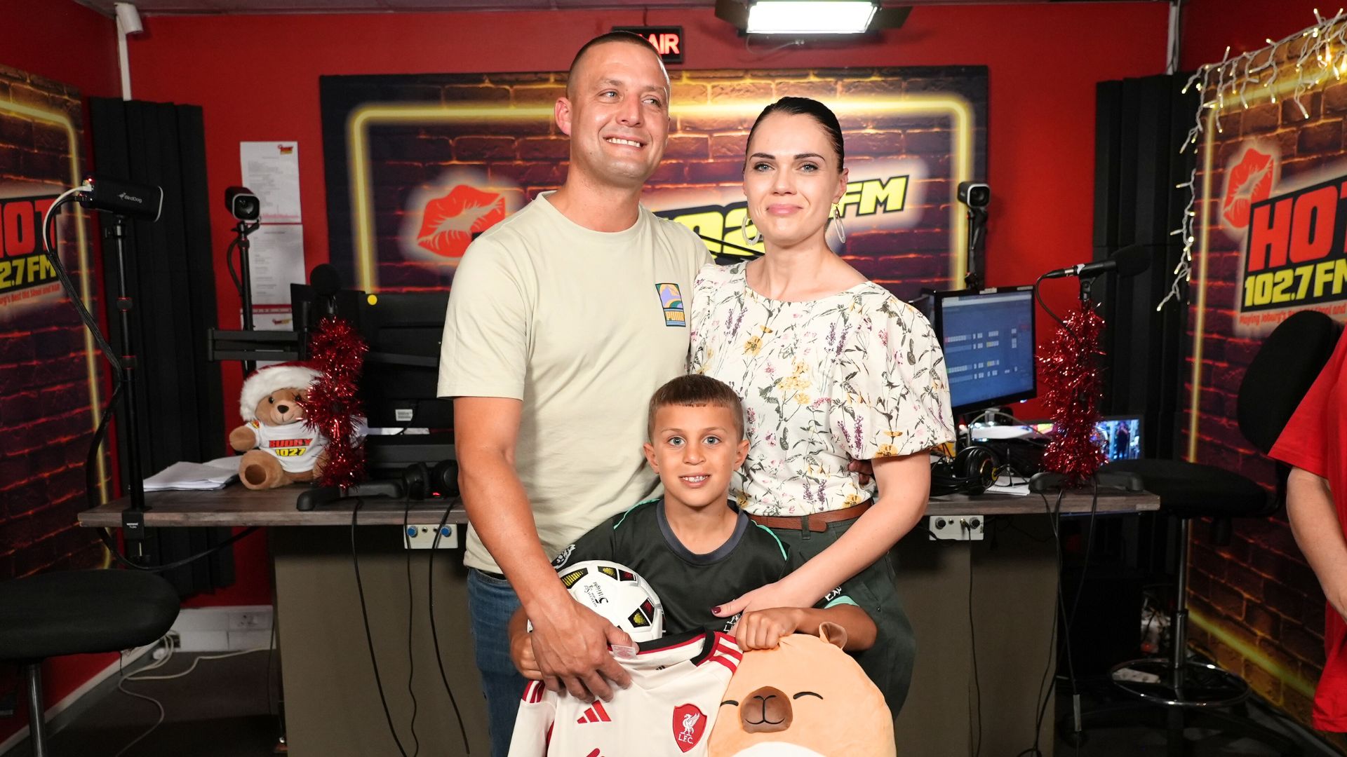 HOT CARES SOCIAL IMAGE (1920 x 1080 px) (1)